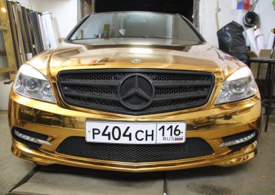 Золотой хром Mercedes C-class