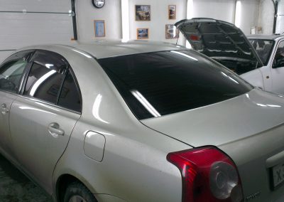 Тонировка автомобилей Toyota Avensis и Volkswagen Jetta — март 2013