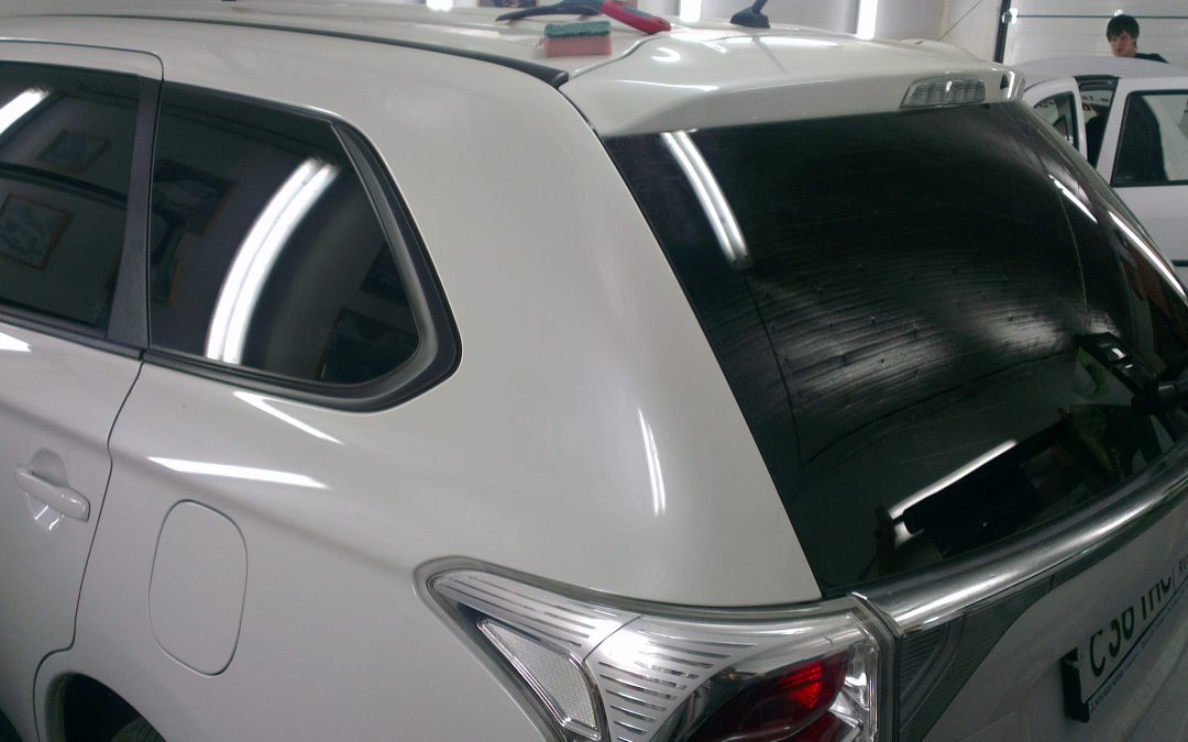 Mitsubishi Outlander — тонировка стекол автомобиля, июнь 2013