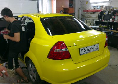 Chevrolet Aveo — оклейка авто желтой пленкой, июль 2013
