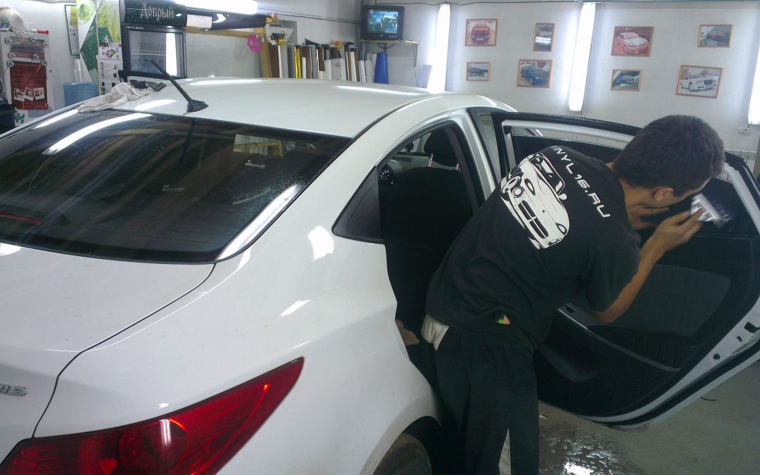 Тонировка стекол автомобилей Hyundai, Renault,  Kia, Toyota в Казани — сентябрь 2013