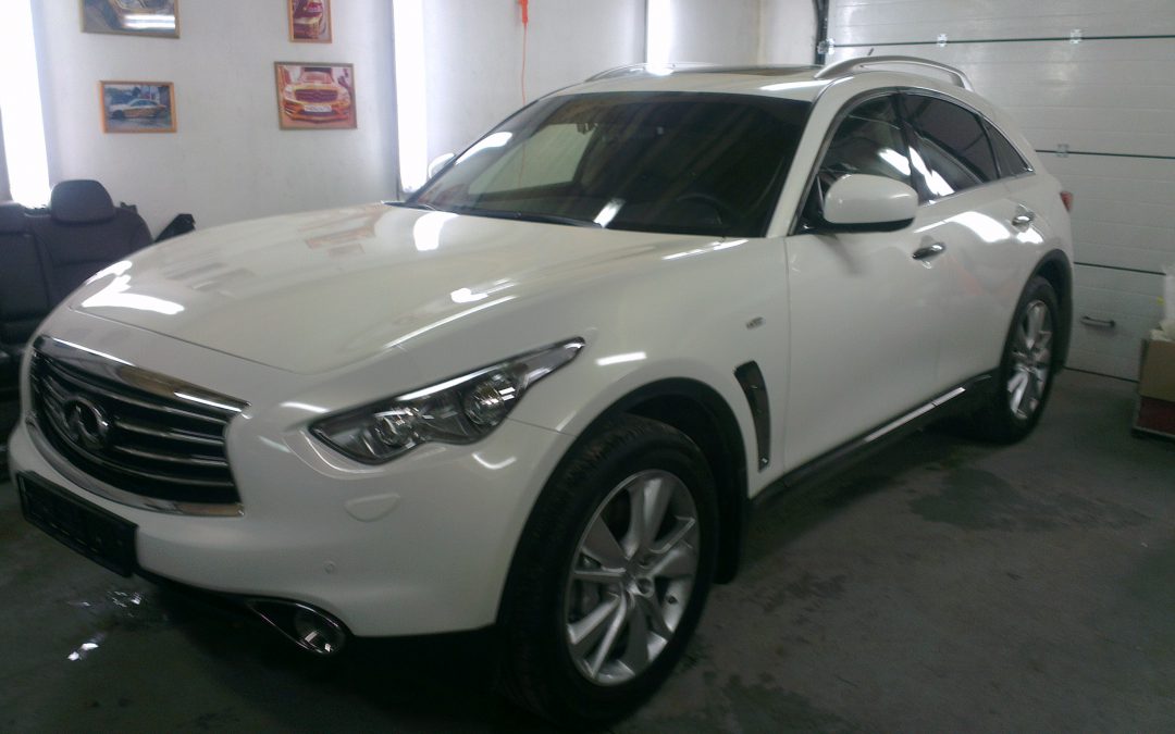 Бронирование кузова автомобиля INFINITI FX 37 — сентябрь 2013