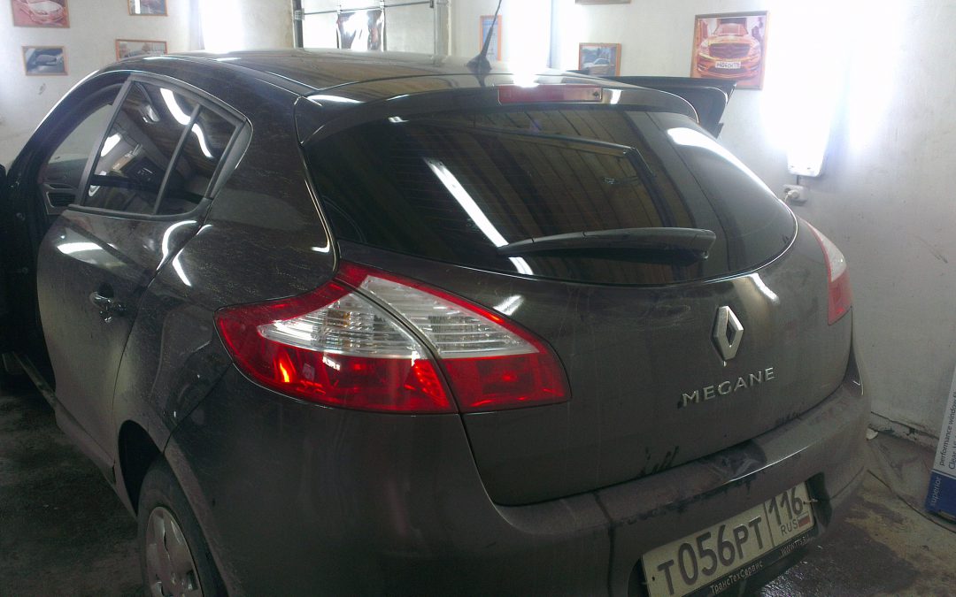 Renault Megan — тонировка стекол — март 2014