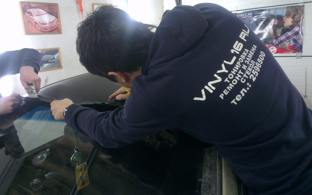 Оклейка крыши автомобиля пленкой карбон 3D — март 2014