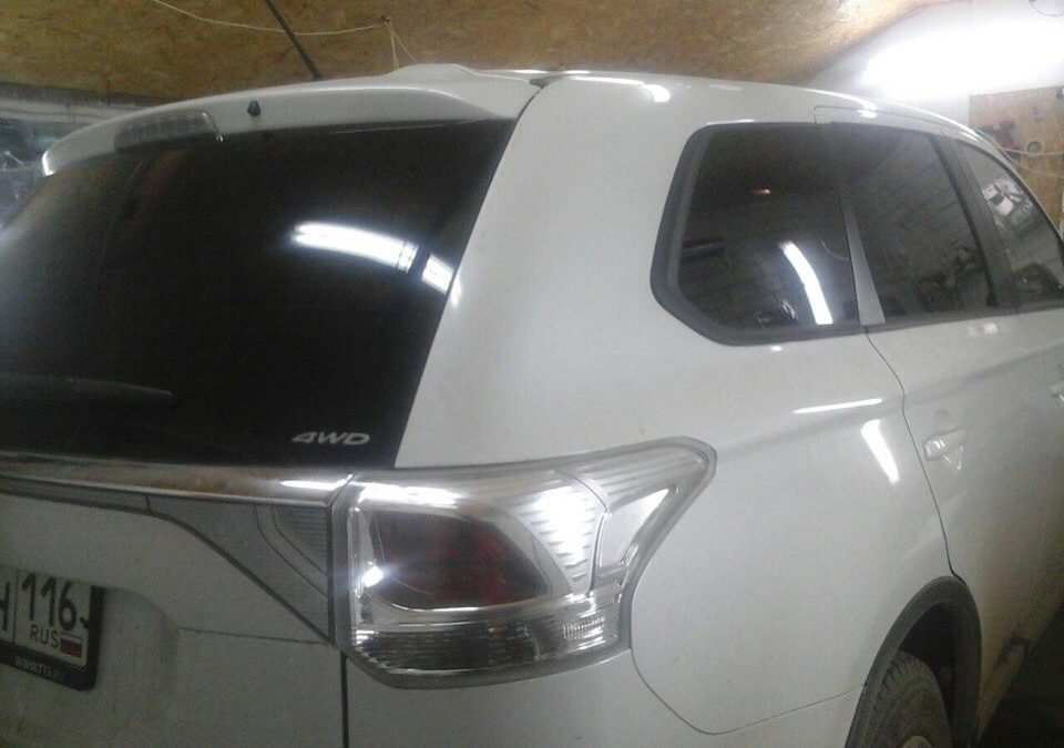 Mitsubishi Outlander — тонировка стекол автомобиля