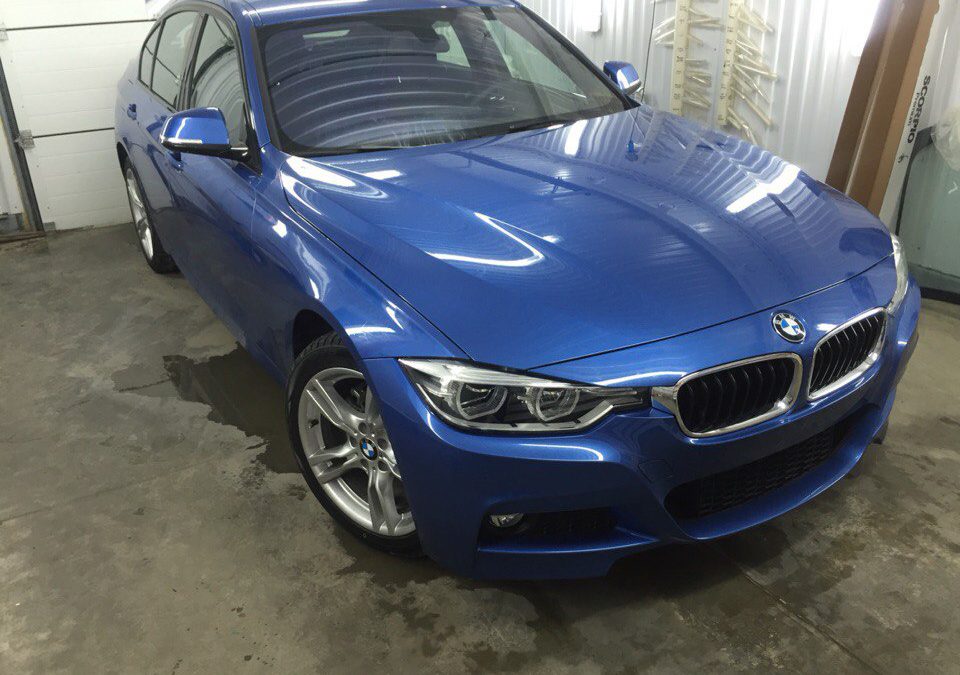 BMW 3 — бронирование кузова полиуретановой пленкой и тонировка стёкол атермальный пленкой Armolan Spektrum 20%, UltraVision 10%