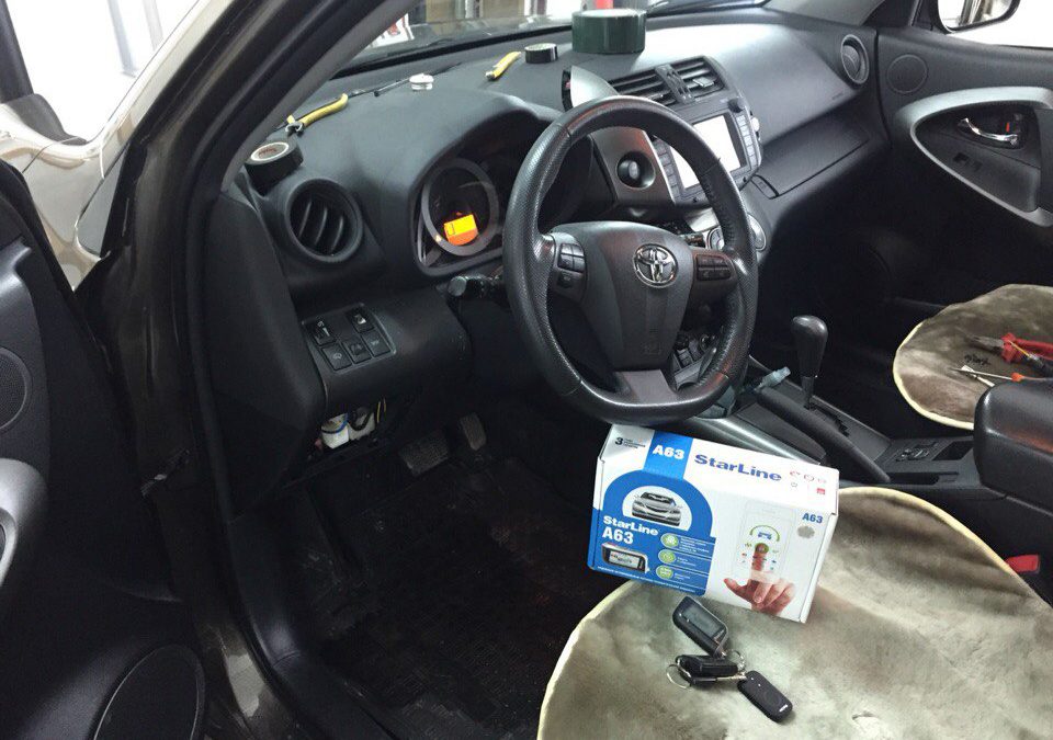 Установка сигнализации с автозапуском Starline А 93 на Toyota RAV4