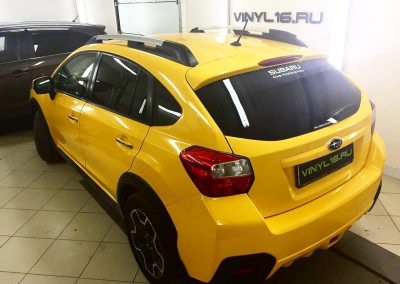 Оклейка автомобиля Subaru XV пленкой KPMF желтого цвета