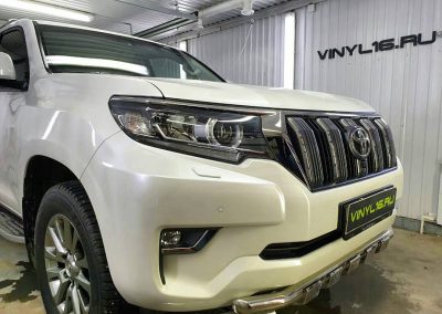 Комплексное бронирование кузова антигравийной плёнкой — автомобиль Land Cruiser Prado