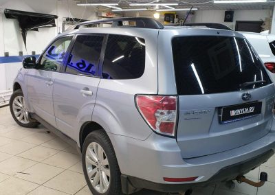 Subaru Forester — тонировка задних стекол автомобиля пленкой Shadow Guard