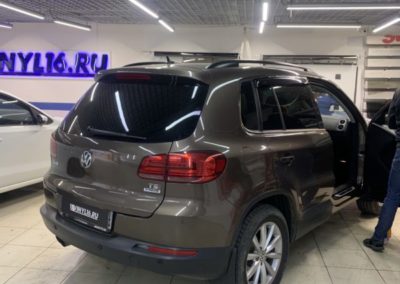 VW Tiguan — тонировка боковых стекол автомобиля