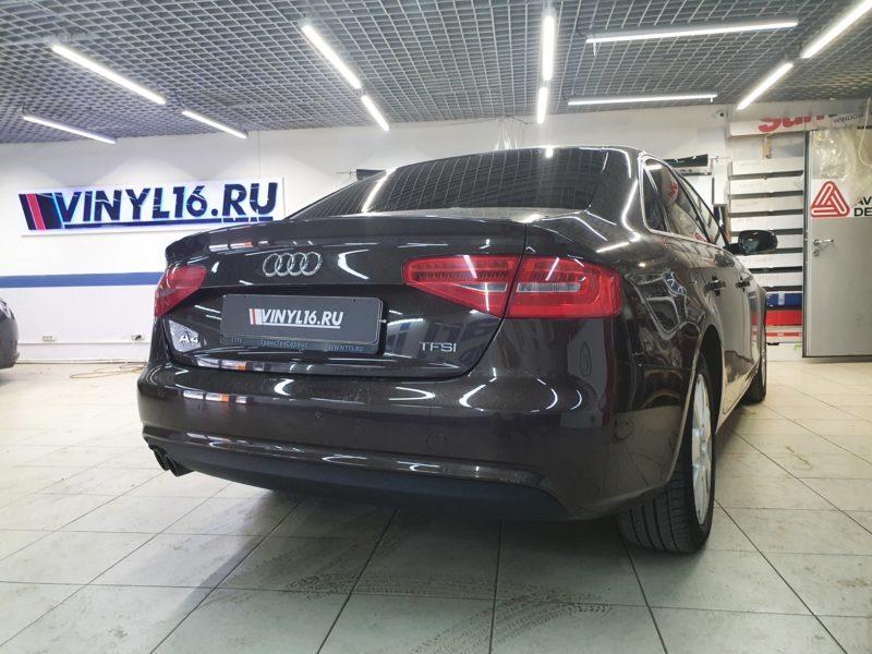 Audi A4 — тонировка задней части пленкой LLumar 95%