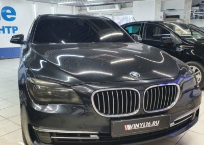 BMW 7 — тонировка лобового стекла пленкой Shadow Guard 95%