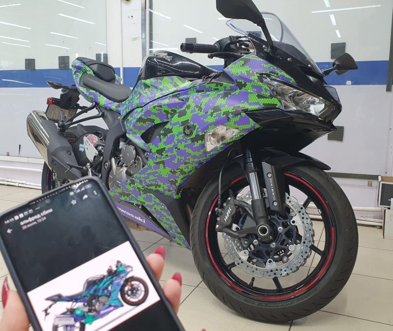 Оклейка мотоцикла Kawasaki Ninja в Казани — разработка дизайна, печать и оклейка