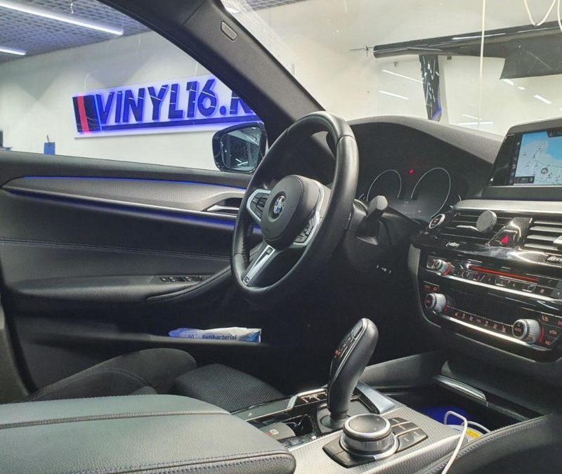 BMW 5 серии — тонировка боковых стекол пленкой Shadow Guard 65%