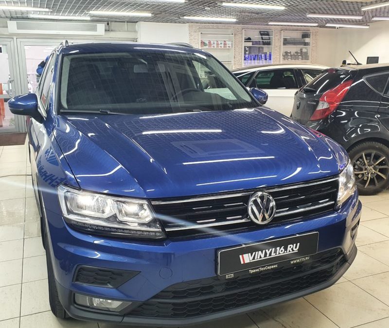 VW Tiguan — тонировка задней полусферы пленкой LLumar 95%