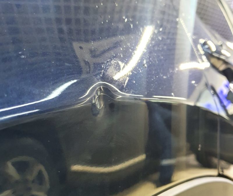 Ремонт вмятины на заднем правом крыле автомобиля Mazda CX-5