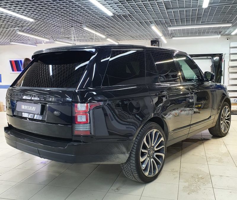 Тонировка стекол автомобиля Range Rover Sport  — задние стекла LLumar 95%, боковые стекла LLumar 65%