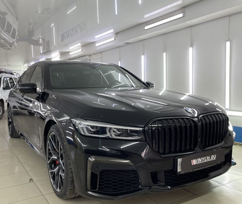 Бронирование дверей и порогов автомобиля BMW 7 серии