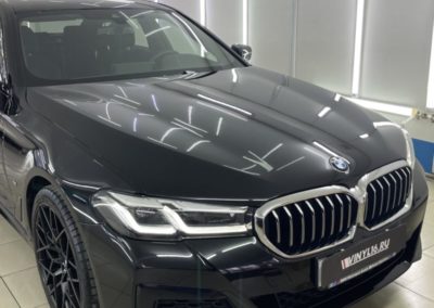 BMW 5 серии — полировка кузова и покрытие жидким стеклом в 1 слой