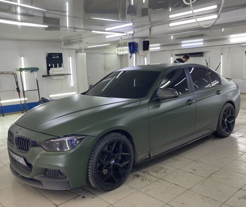 BMW 3 — тонировка пленкой Ultra Vision лобового 65% и передних боковых 85%
