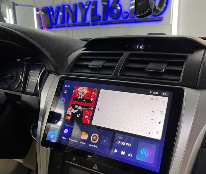 Toyota Camry — установка мультимедийной системы Teyes