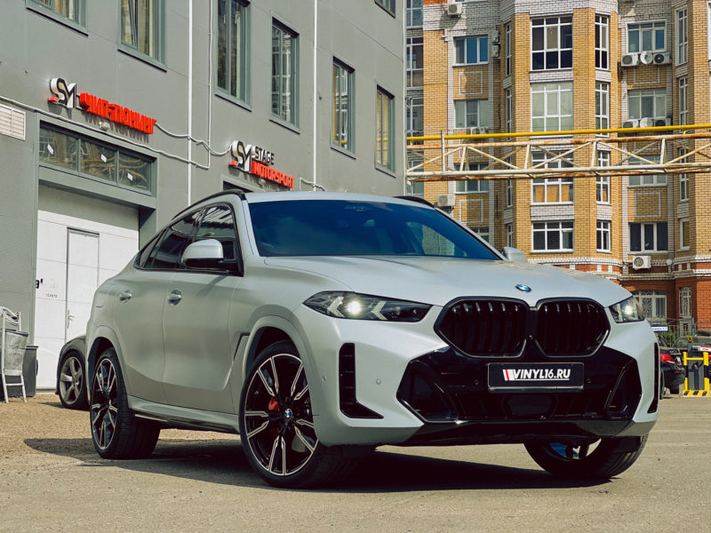 BMW X6 — бронирование кузова матовой полиуретановой пленкой