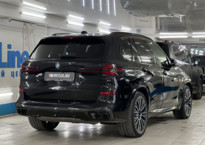 Забронировали лобовое стекло BMW X5