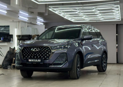 Chery Tiggo 7 pro max — частичное бронирование глянцевой полиуретановой плёнкой