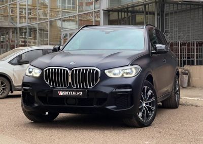 BMW X5 G05 — бронирование кузова матовой полиуретановой пленкой