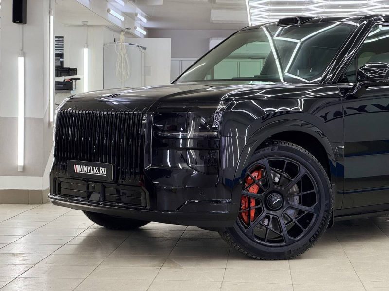 ZEEKR 9X после полного бронирования глянцевой полиуретановой плёнкой