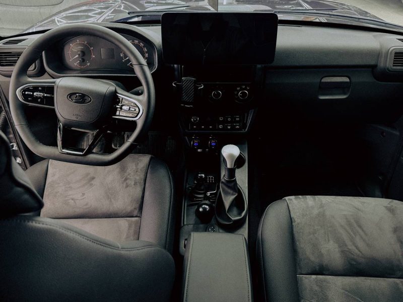 Нива — перешив сидений авто, перетяжка потолка с покраской потолочного пластика