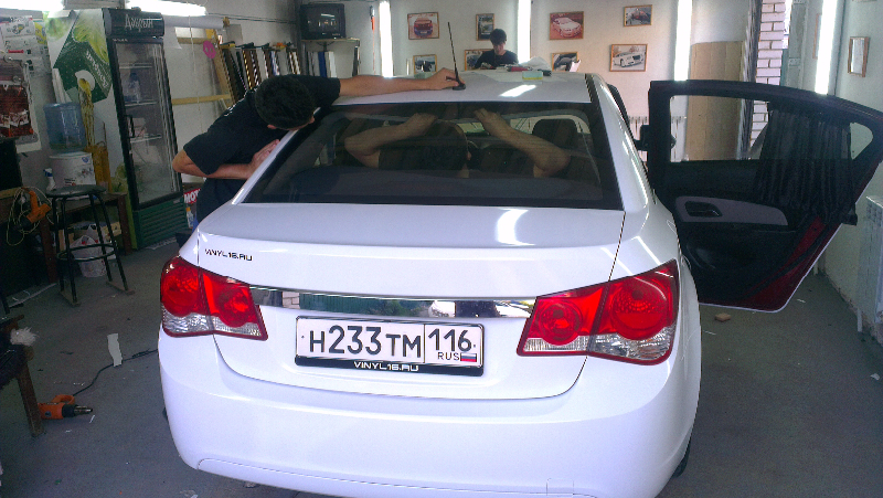 Фотография работы: Chevrolet Cruze, Lacetti, Aveo и Daewoo Nexia - оклейка автомобилей для такси в белый цвет - сентябрь 2013